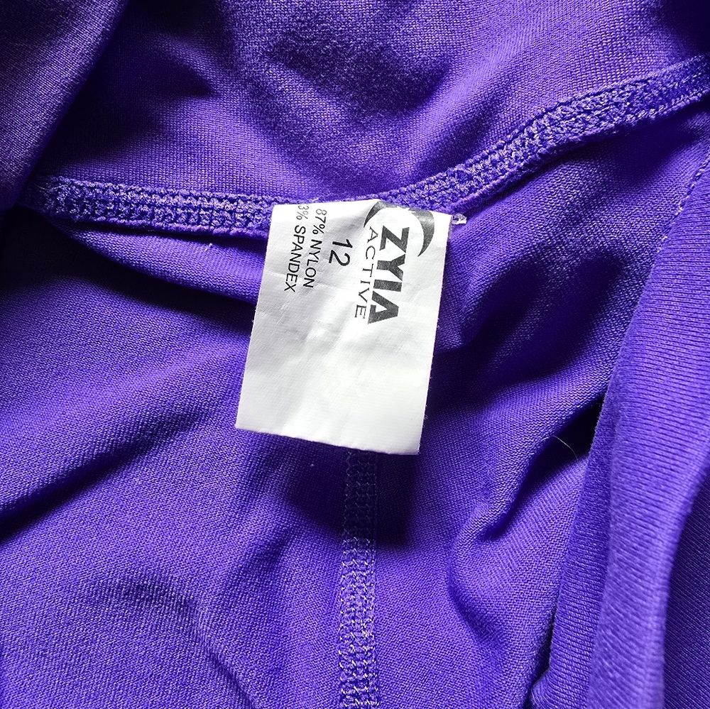# 177 Zyia 🌙 Purple Ascend Hi Rise Legging  - Picture 6 of 7